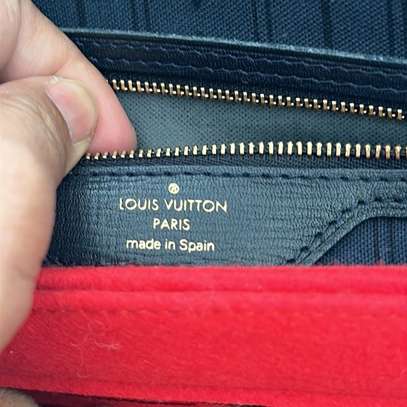 Louis Vuitton Neverfull Minilin - Picture 12 of 13